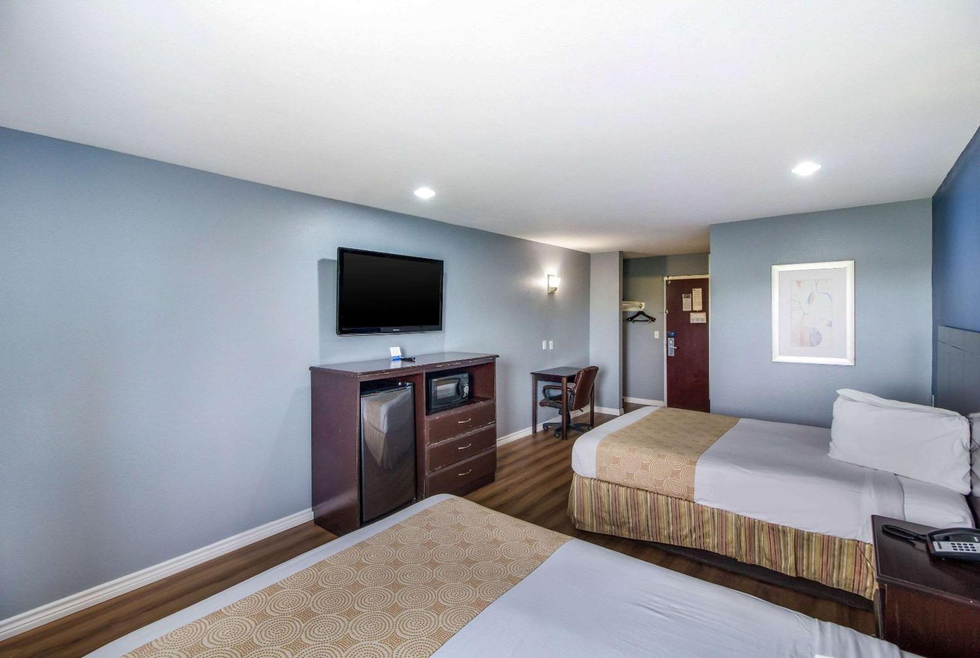 Rodeway Inn & Suites Port Arthur - Groves Exterior foto